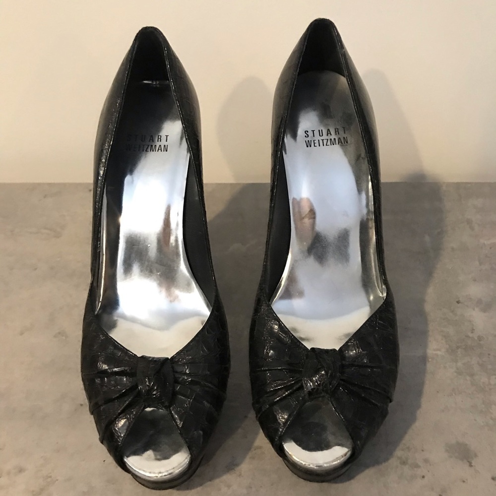 Stuart Weitzman Heels. Size 8.